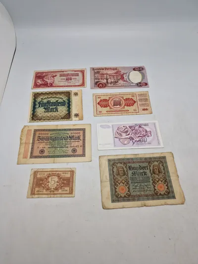 Samling originale tyske pengesedler