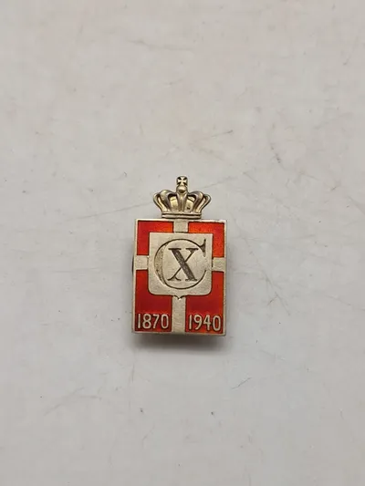 Originalt Georg Jensen kongemærke - sterlingsølv og emalje