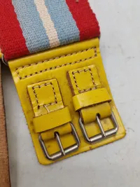 Originale regiments bælter og baret - dk forsvar