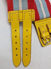 Originale regiments bælter og baret - dk forsvar