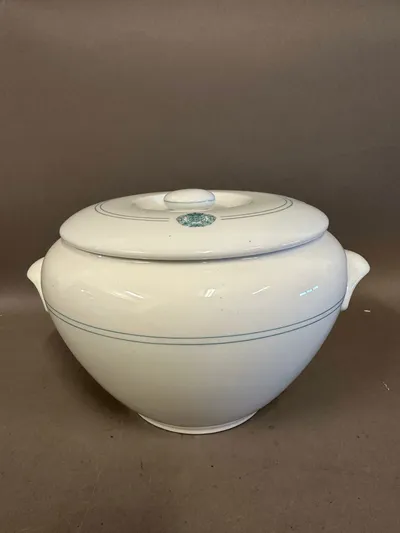 Original suppeterrin fra den danske hær (kgl porcelæn)