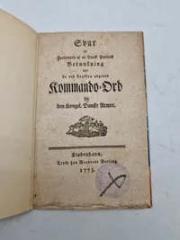 Til Forfatteren af en Dansk Patriots Betænkning
de ved Trykken udgivne
Kommando-Ord for den Kongel, Danske Armee.
1773. Ekstremt sjælden