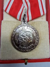 Originalt Carlsberg lot med medalje og pin (medalje er af sterlingsølv)