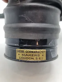 Sjælden original Engelsk  børnegasmaske fra ww2