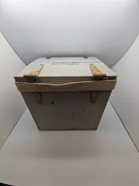 Original tysk ww2 kasse genbrugt i det danske søværn