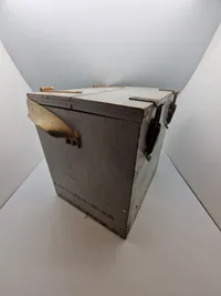 Original tysk ww2 kasse genbrugt i det danske søværn