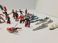 Samling tinsoldater og skibe