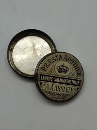Original æske med salmiak pastiller fra Præstø apotek