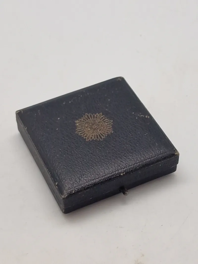 Original tildelingsæske for Ostvölker Verdienstauszeichnung Für Angehörige Der Ostvölker 1.Klasse - ww2