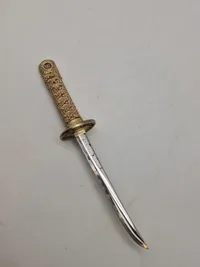 Miniature katana