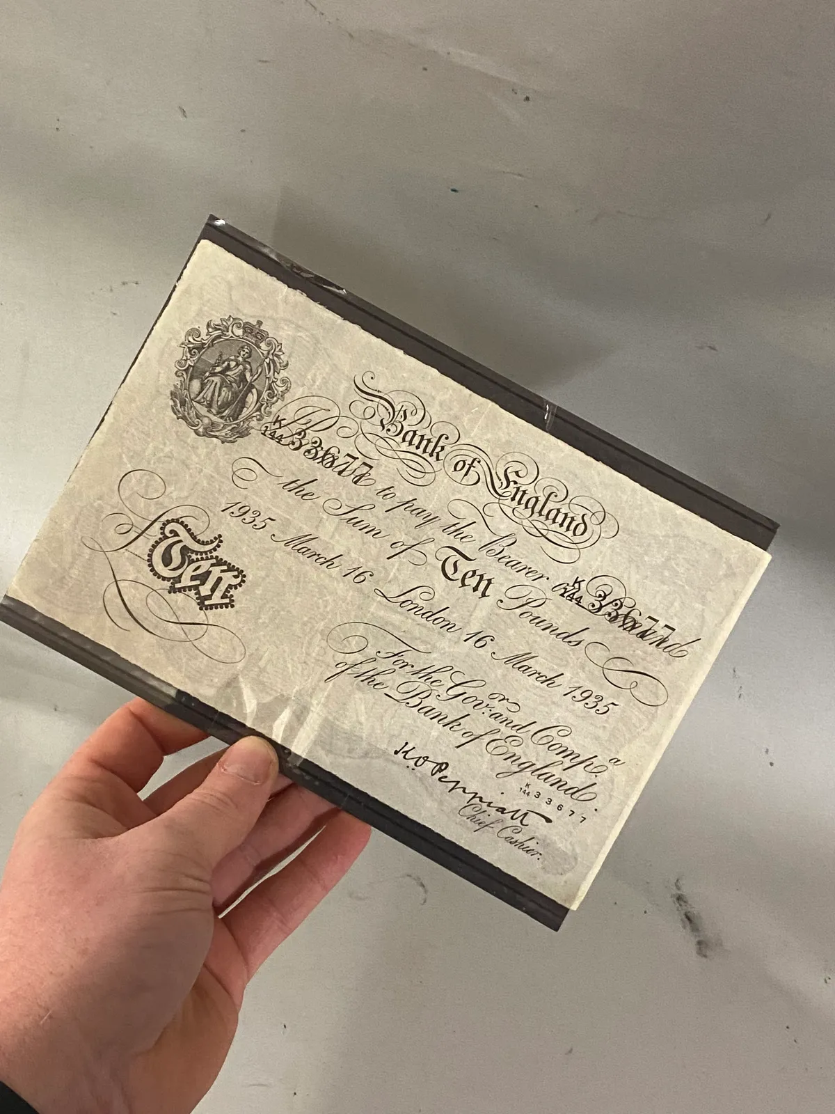 Sjælden original 10 punds seddel (operation Bernhard) læs beskrivelse
