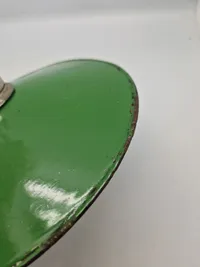 Original “Skomager lampe” lavet med grøn emalje hos Glud & Marstrand