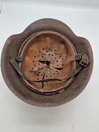 Original tysk M/42 hjelm med inderhjelm og hagerem, ww2