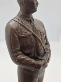 Buste af Adolf Hitler - Efterkrigs