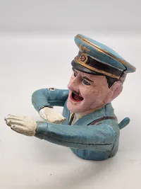 Munter Adolf Hitler sparrebøsse - Efterkrigs