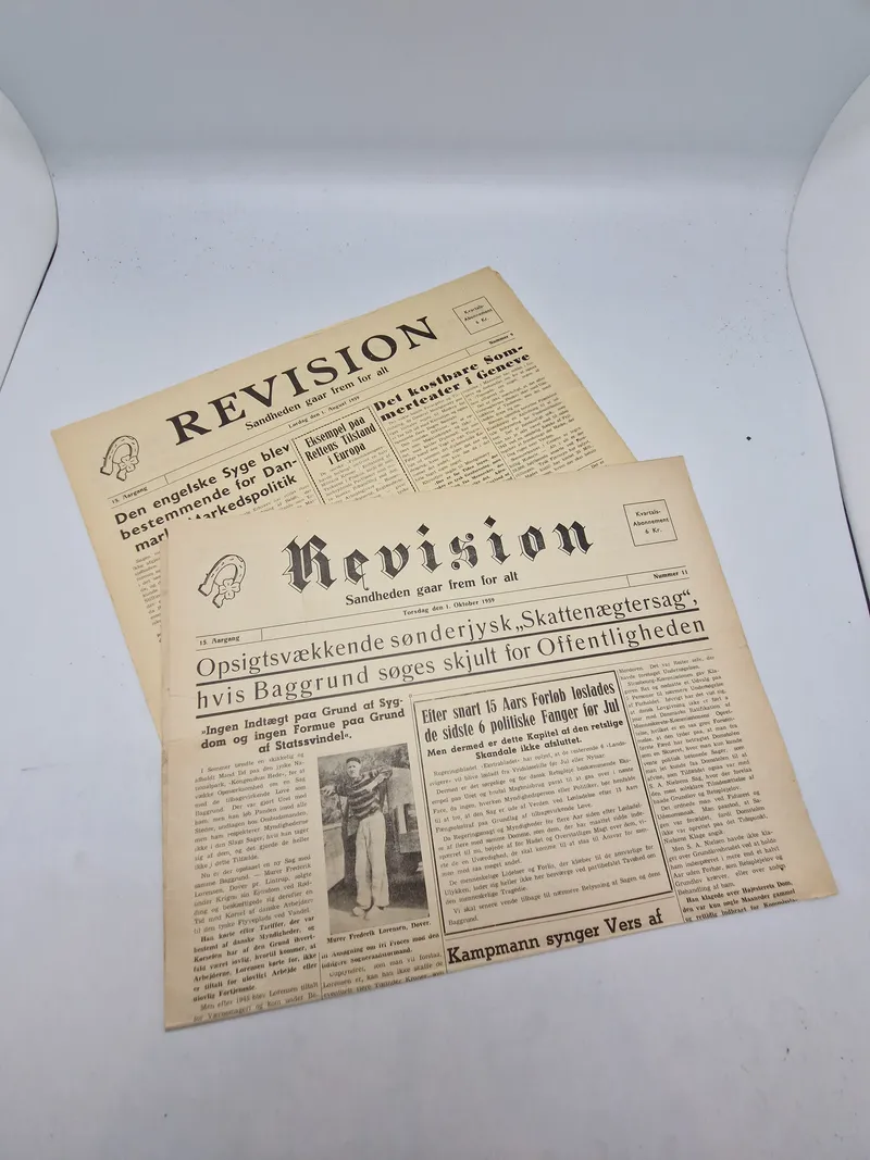 Originale eks. af avisen “Revision” som var kendt for at støtte danske Frikorps folk