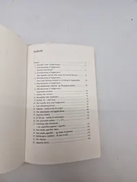 I våbenkammeret og udenfor