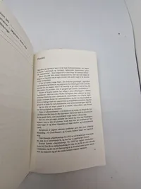 I våbenkammeret og udenfor