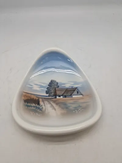 Original plakette lavet hos Lyngby porcelænsfabrik