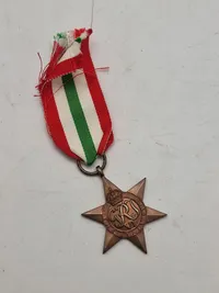 Original “The Italy star” ww2 båndet er eftekrigs