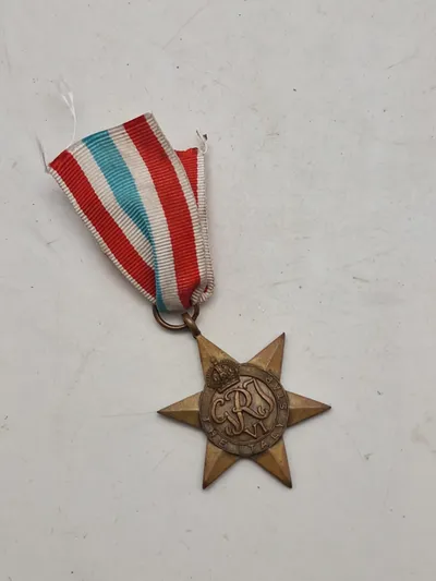 Original “The Italy star” ww2 båndet er eftekrigs