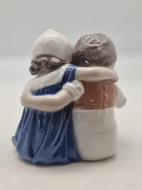 Bing & Grøndahl læsende børn 1567