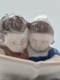 Bing & Grøndahl læsende børn 1567