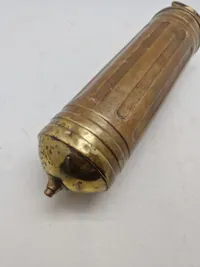 Original engelsk militær brandsprøjte fra 1943 - stemplet War department og Broad Arrow