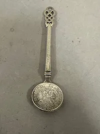 Original Sølvske med sølvmønt, en typisk sølvbryllups gave