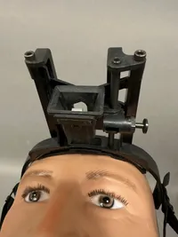 Original holder til natoptik ( P.k i panden )