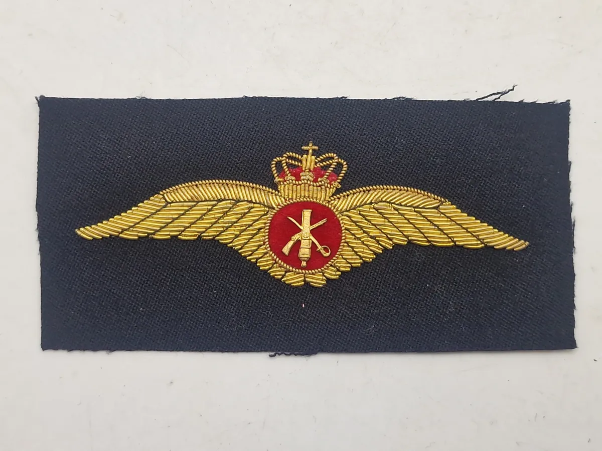 Original dansk flyvevinge Hæren