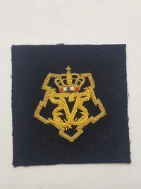 Samling originale militære mærker