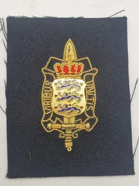 Samling originale militære mærker