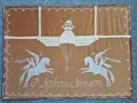 Originalt ww2 silkeflag fra 6th Airborne Division, lavet og solgt i maj dagene 1945