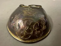 Ekstremt sjælden Original British Napoleonic Wars P-1796 Officer’s Flame Gilt Copper Gorget ca. 1810