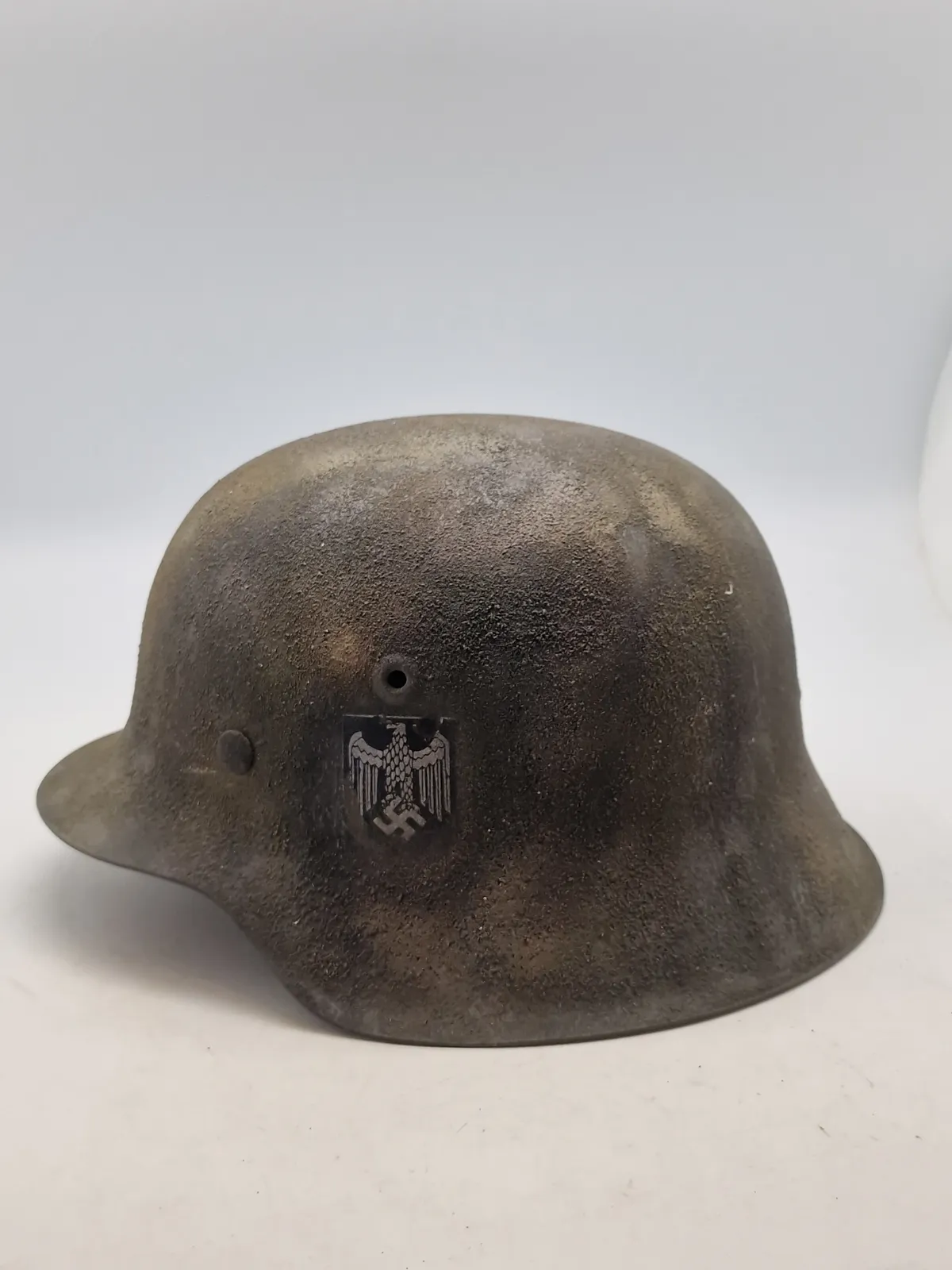 Tysk WW2 M42 hjelm, skal original resten nyt