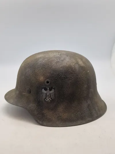 Tysk WW2 M42 hjelm, skal original resten nyt