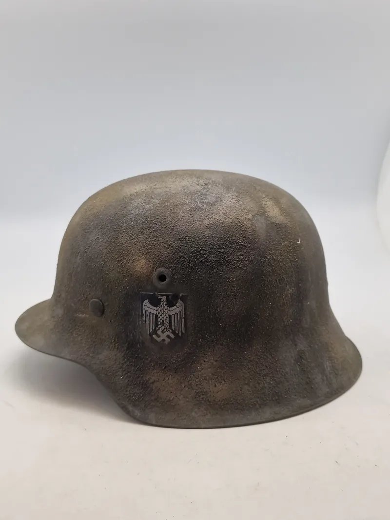 Tysk WW2 M42 hjelm, skal original resten nyt