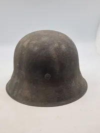 Tysk WW2 M42 hjelm, skal original resten nyt