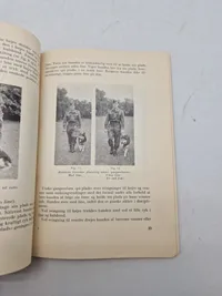 HUNDE OG HUNDEFØRERE