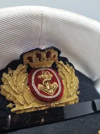 Original kasket fra det danske søværn. Officersklassen