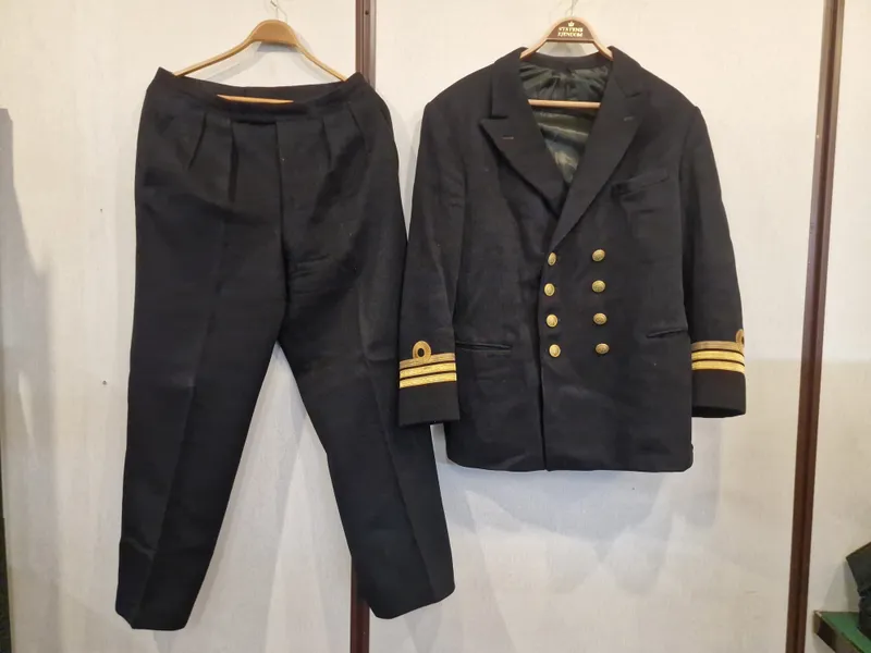 Original uniform fra det danske søværn