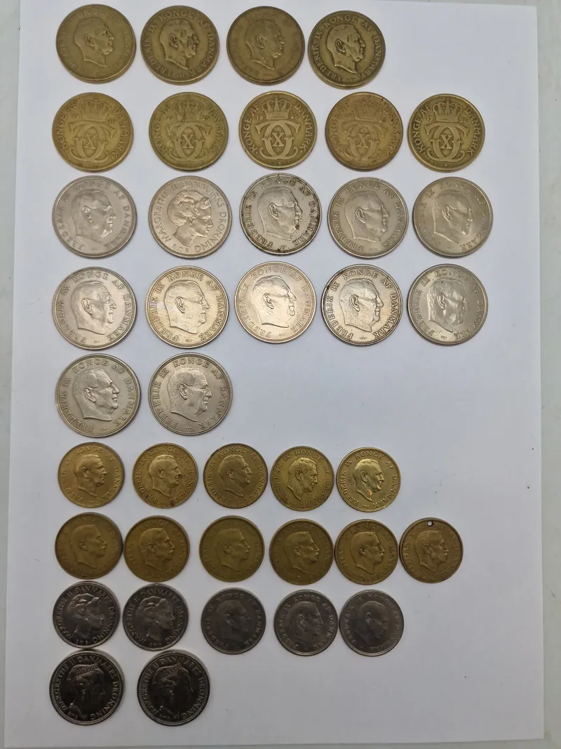 Danske Gangbare Mønter i Alt 114 Kr.