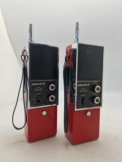 walkie Talkie - Danita Beta III - Medtaget Af Batterisyre Men Virker