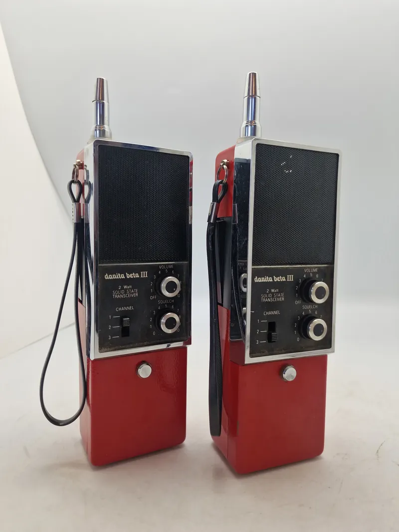 walkie Talkie - Danita Beta III - Medtaget Af Batterisyre Men Virker