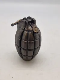 Original engelsk Mills håndgranat, No 23 Mk1  WW1 - deaktiveret