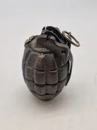 Original engelsk Mills håndgranat, No 23 Mk1  WW1 - deaktiveret