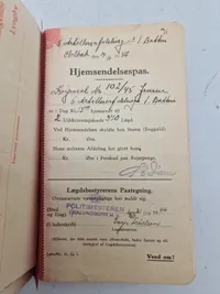 Stor samling originale billeder, soldaterbog mm fra 45-46