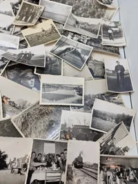 Stor samling originale billeder, soldaterbog mm fra 45-46