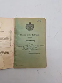 Stor samling originale billeder, soldaterbog mm fra 45-46